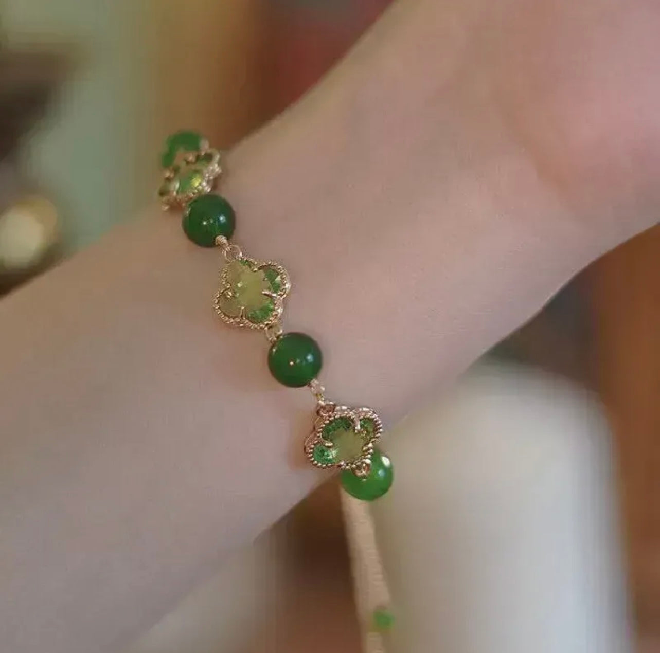 “Arpaia” Green Beaded Van Clover Bracelet