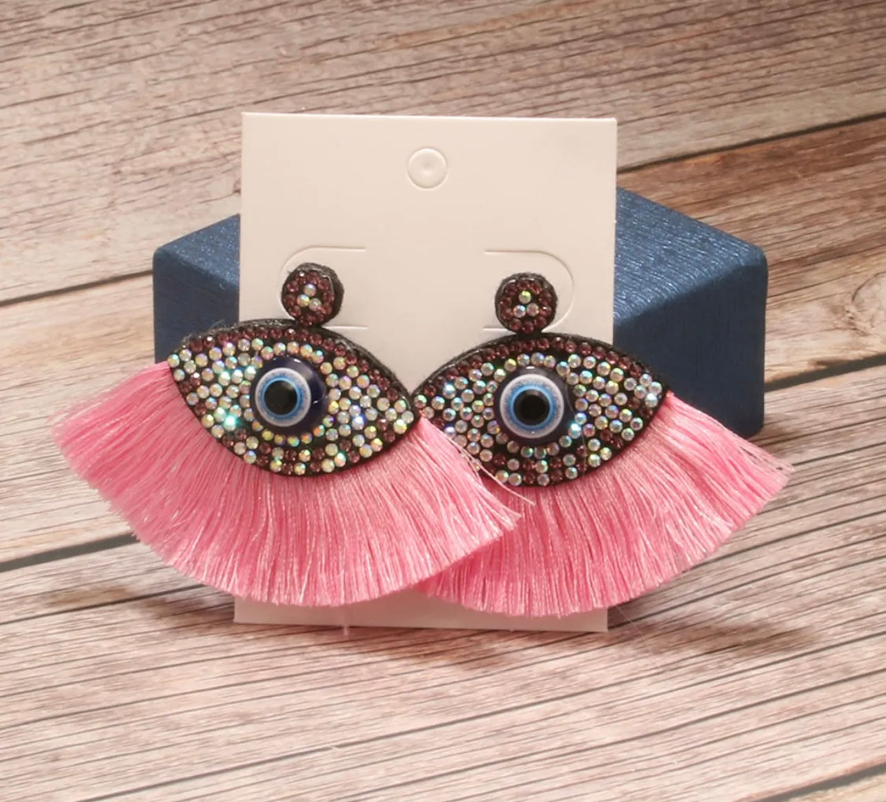 “Capture” Evil Eye Vintage Style Earrings (Pink)