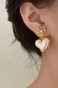 “Roma” Gold Pearl Heart Earrings