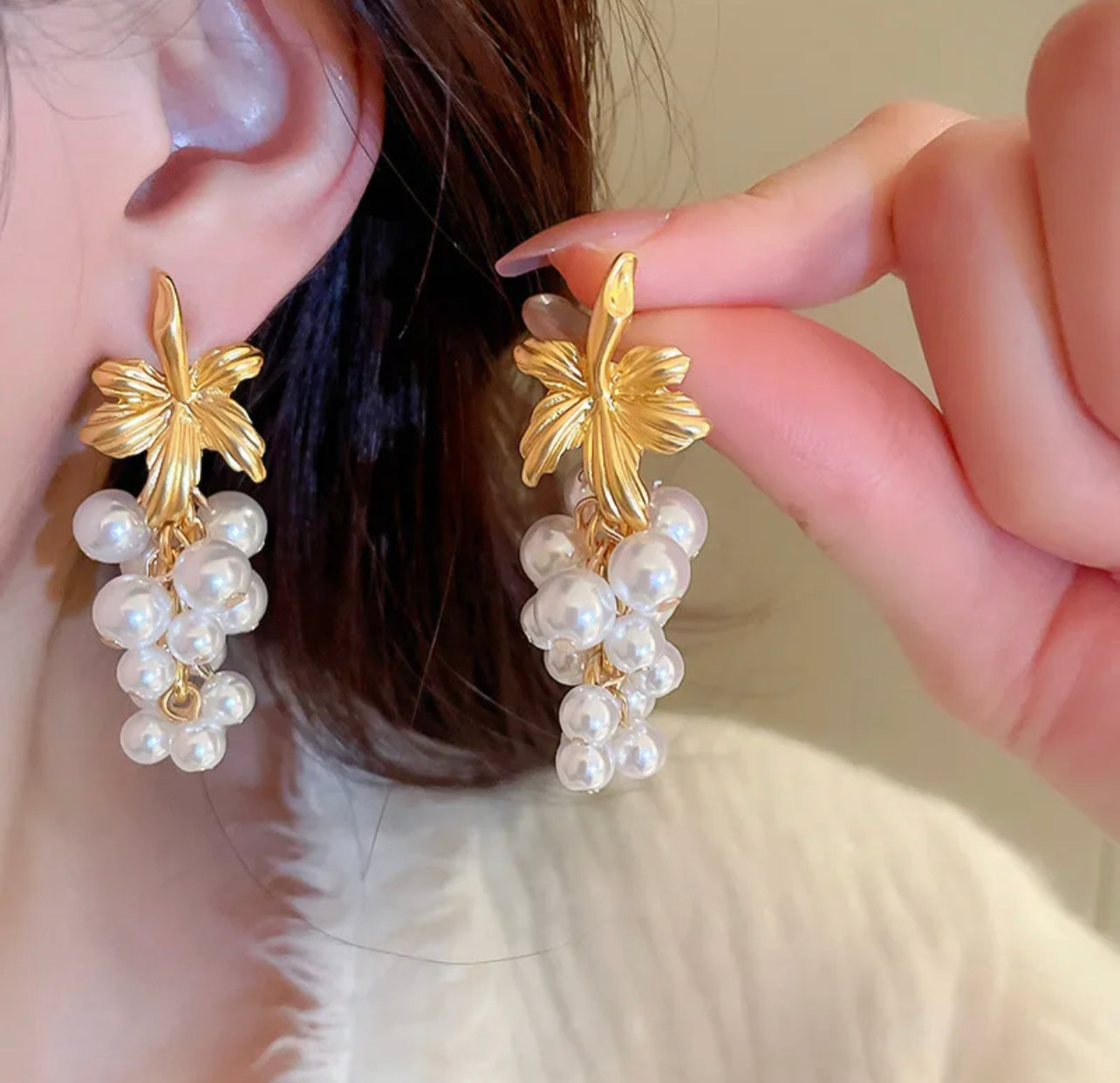 “Vine” Pearl Grape-like Earrings