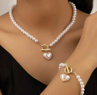 “Driven” Heart Shaped O Clasp Necklace/Bracelet set